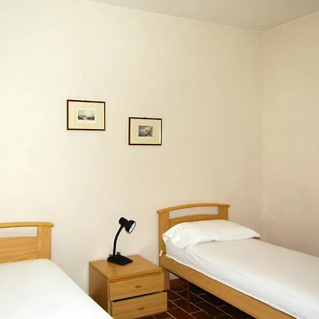 Sleeps 6 With Pool And Wifi Apartment *